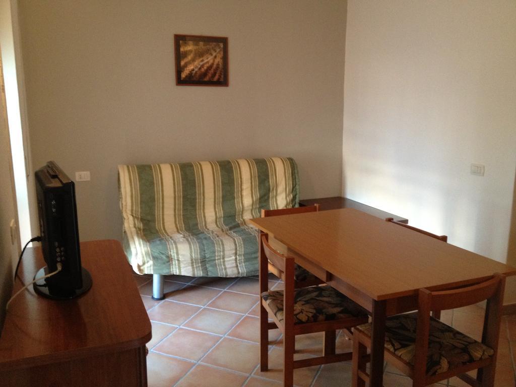 La Contessa Aparthotel Santa Teresa Gallura Szoba fotó